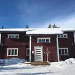 Iisakki Village Hotel *