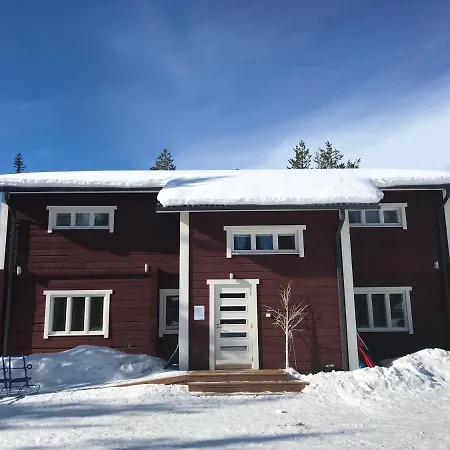 Iisakki Village Szálloda *