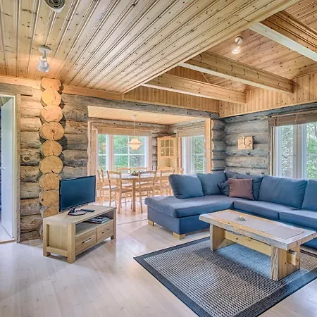 Szálloda Iisakki Village *